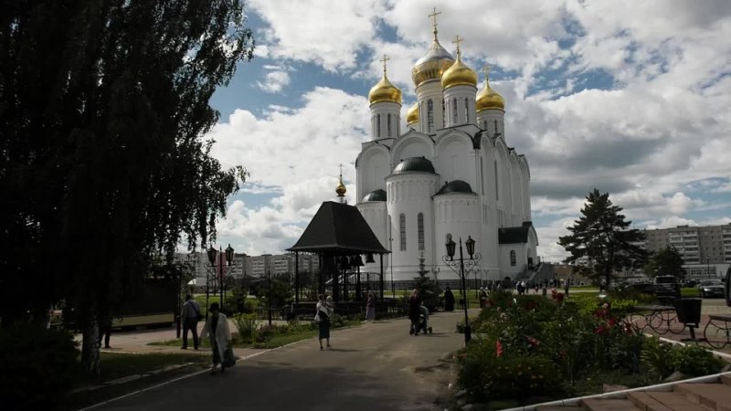 14 августа митрополит Нижегородский и Арзамасский Георгий совершил Великое освящение главного собора Воскресенского благочиния Нижегородской епархии  собора в честь Воскресения Христова